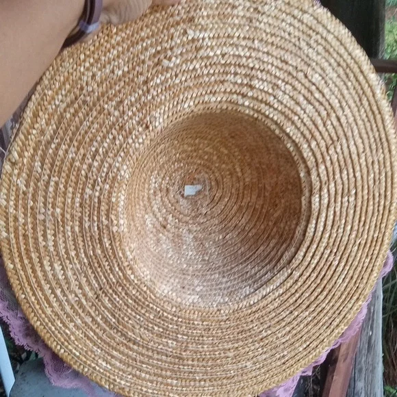 Vintage straw hat with mauve lace and floral trim - Picture 8 of 12